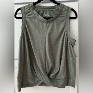 Market and Spruce XXL Athletic Top